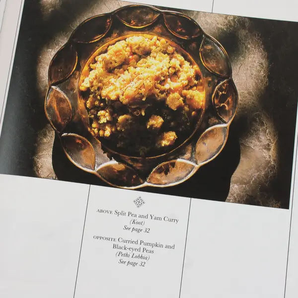 Step-by-Step Indian Cooking Sharda Gopal 100 Plus Authentic Recipes 1996 HC DJ
