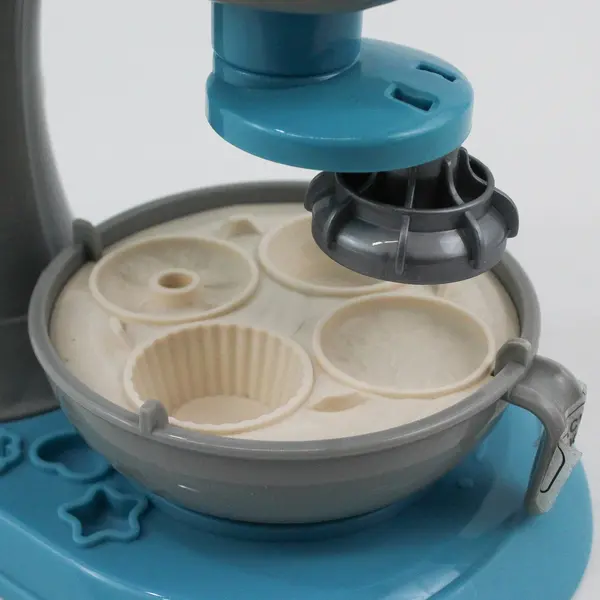 Blue Play-Doh Dough Kitchen Standing Mixer 