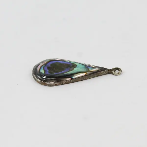 Sterling Silver Mother of Pearl Teardrop Pendant 925