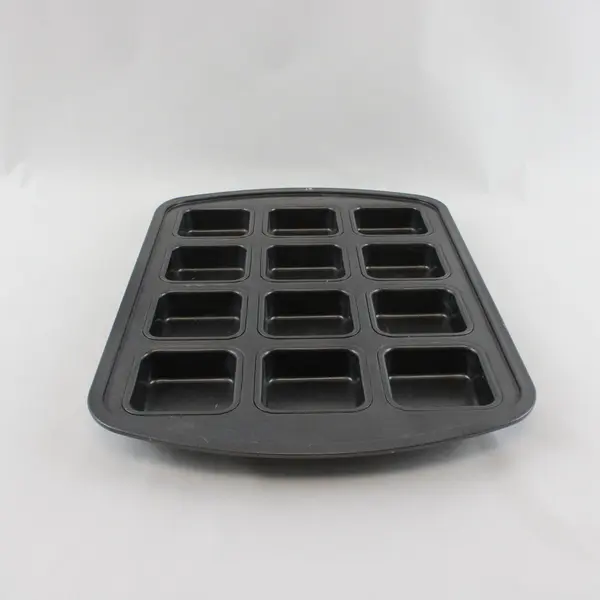 Pampered Chef 1544 Nonstick Square Muffin Brownie Pan 12 Cup Bakeware