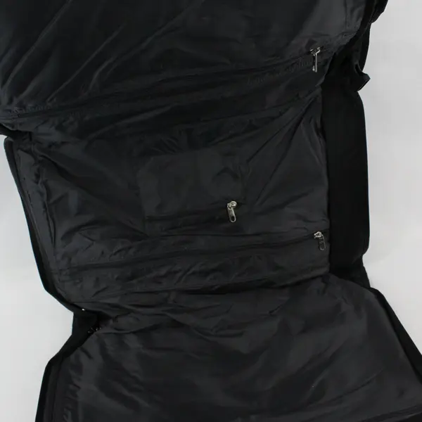 Skyway Black Soft-Sided Travel Garment Bag Shoulder Strap Zip Compartments