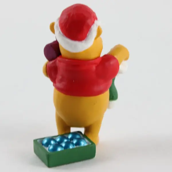 Hallmark Merry Miniatures 1999 Winnie the Pooh Christmas Figurine
