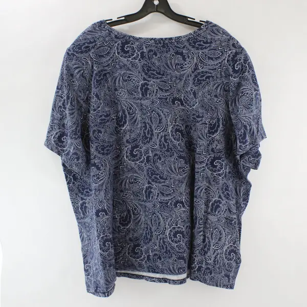 Catherines Shirt Short Sleeve V-Neck Navy and White Paisley Pattern Shirt 3X