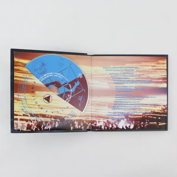 1995 PULSE Live Pink Floyd 2-disc CD Set with Hardcover Packaging