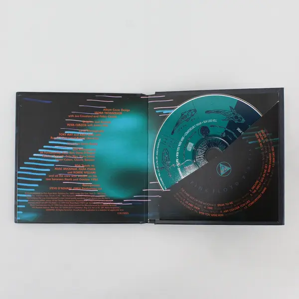 1995 PULSE Live Pink Floyd 2-disc CD Set with Hardcover Packaging