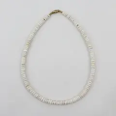 Vintage White Puka Shell Choker Necklace 16in