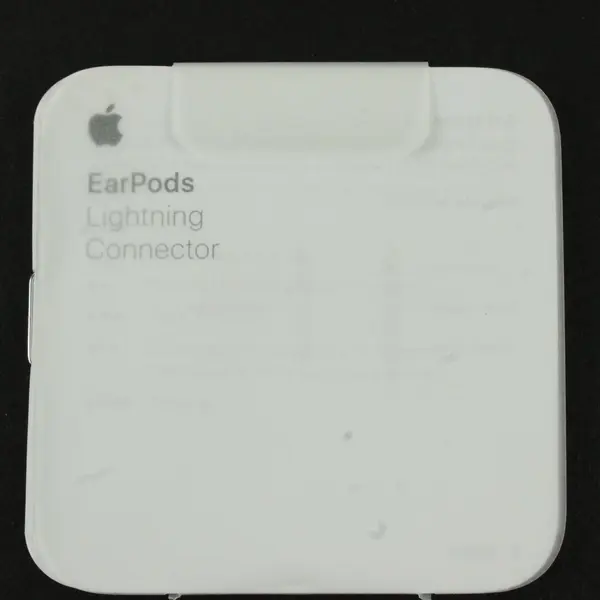 Apple EarPods with Lightning Connector White  (MMTN2AM/A)