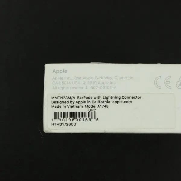 Apple EarPods with Lightning Connector White  (MMTN2AM/A)