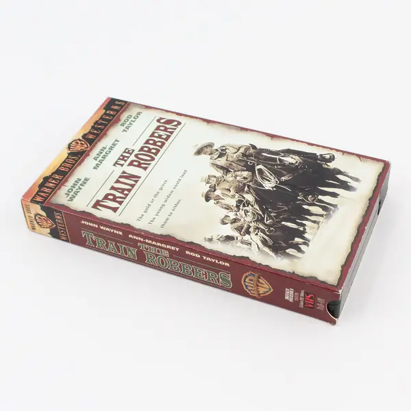 The Train Robbers VHS Warner Bros John Wayne Item 15179