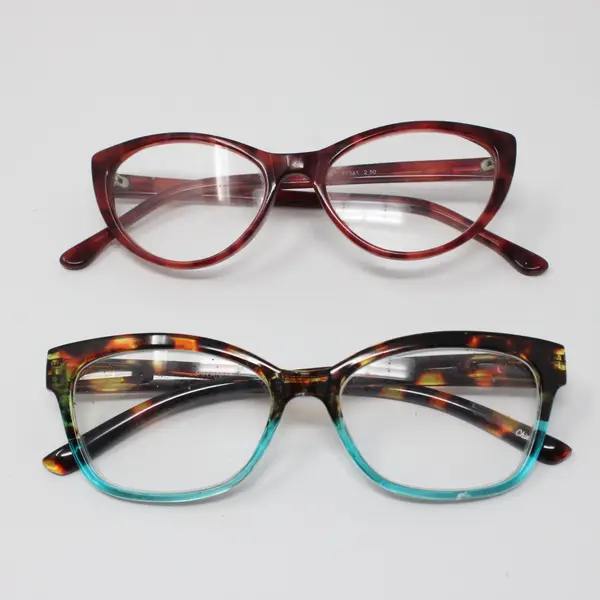 Lot of 2 Pairs Reading Glasses +2.50 Magnification Pre-Owned