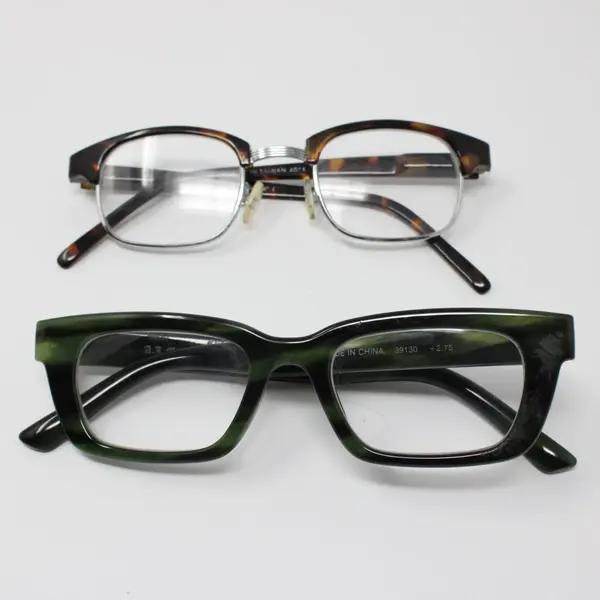 Lot of 2  Reading Glasses 2.75 Strength