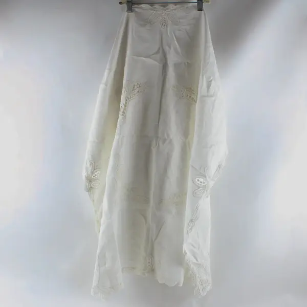 Vintage White Embroidered Cutwork Square Tablecloth 34x34 FLAWED