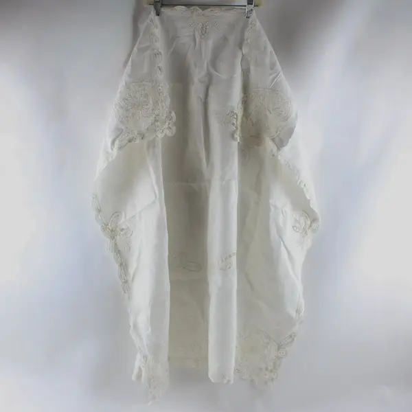 Vintage White Embroidered Cutwork Square Tablecloth 34x34 FLAWED