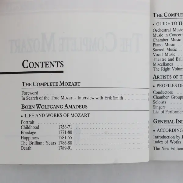 The Complete Mozart Philips Compactotheque Paperback Booklet