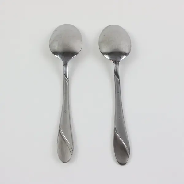 Lot of 2 Cambridge Silver Swirl Sand Pattern 18/0 SS Oval Soup Spoons 7.25" Good