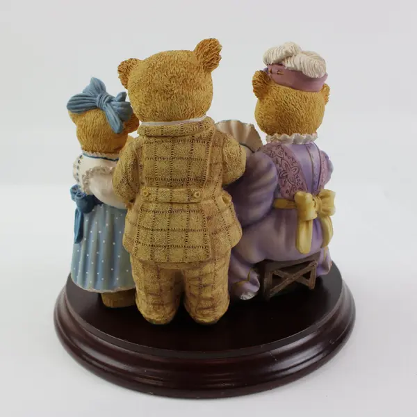 Dept 56 Upstairs Downstairs Bears Henrietta's Tea Party 1851/5600 Carol Lawson