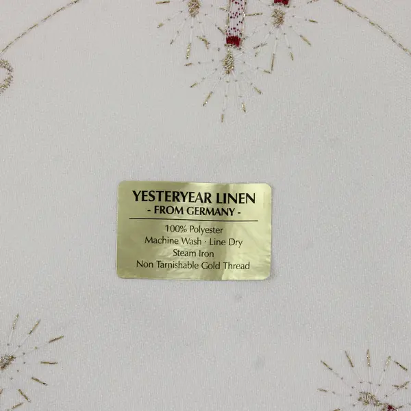 Lot of 4 Yesteryear Matching Embroidered White Christmas Doilies
