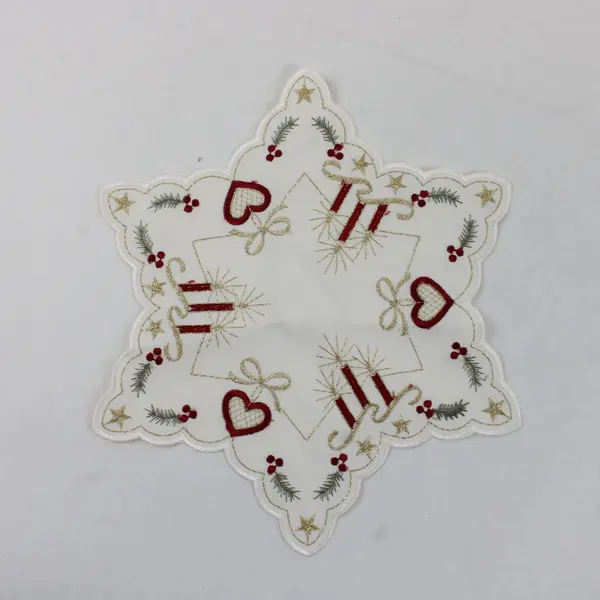 Lot of 4 Yesteryear Matching Embroidered White Christmas Doilies