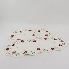 Lot of 3 Yesteryear Matching Poinsettia Embroidered Christmas Doilies