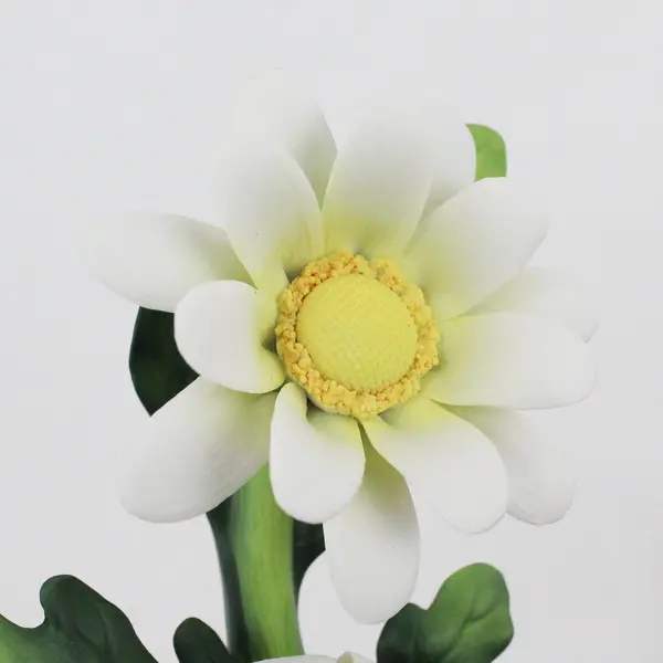 2000 Roman Inc Seraphim Classics Porcelain Daisy Figurine #84241