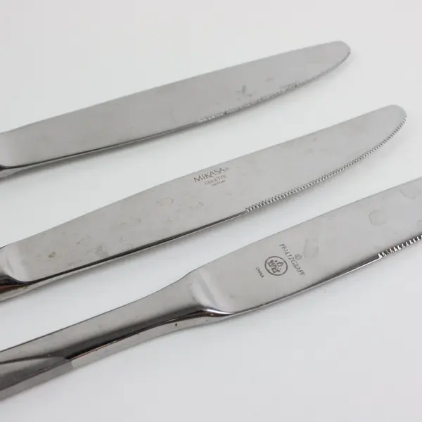 Set of 3 Mismatched Mikasa Pfaltzgraff Stainless Steel Dinner Knives