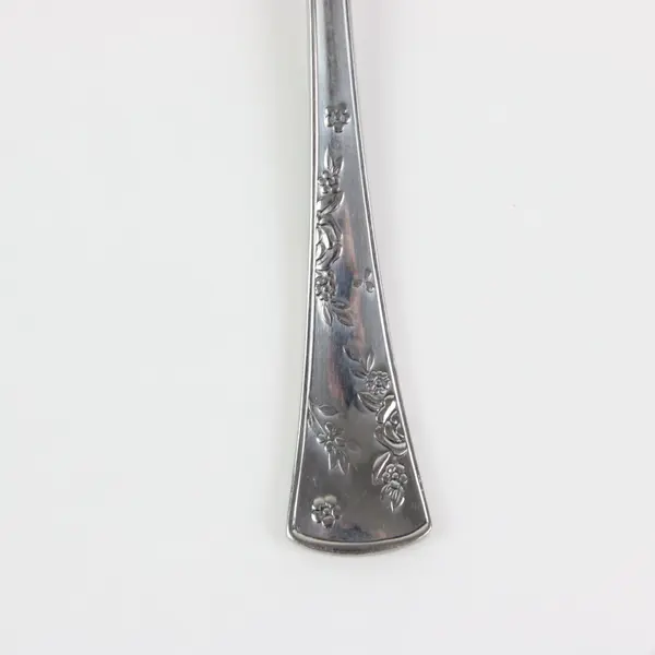 Pfaltzgraff Wyndham Stainless Steel Glossy Floral Patterned Gravy Ladle 
