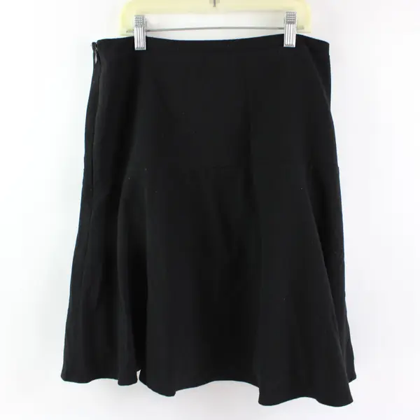 White House Black Market Black Knee Length Skater Skirt Womens Size 8