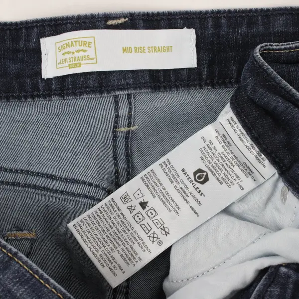 Levi Strauss Signature Gold Dark Wash Mid Rise Straight Jeans Womens 22S