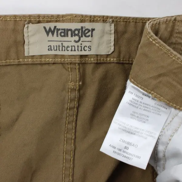 Wrangler Authentics Mens Brown Cargo Shorts Size 50
