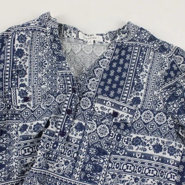 Eden & Olivia Women's Blue White Boho V-Neck Blouse Long Sleeve M