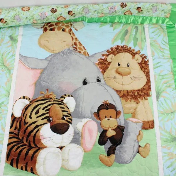 Handmade Baby Zoo Jungle Animal Nursery Crib Blanket Quilt Green Trim 44''x 35''