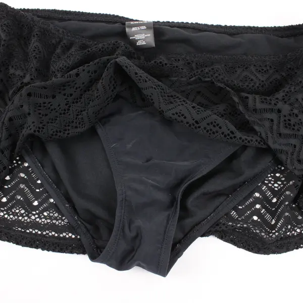 Catalina Black Crochet Openwork Swim Skirt Women's XL 16-18 Cover Up