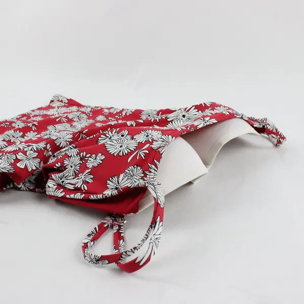 Birdsong Red w/ White Floral Swim Top Underwire Women's Built-in Bra 32G