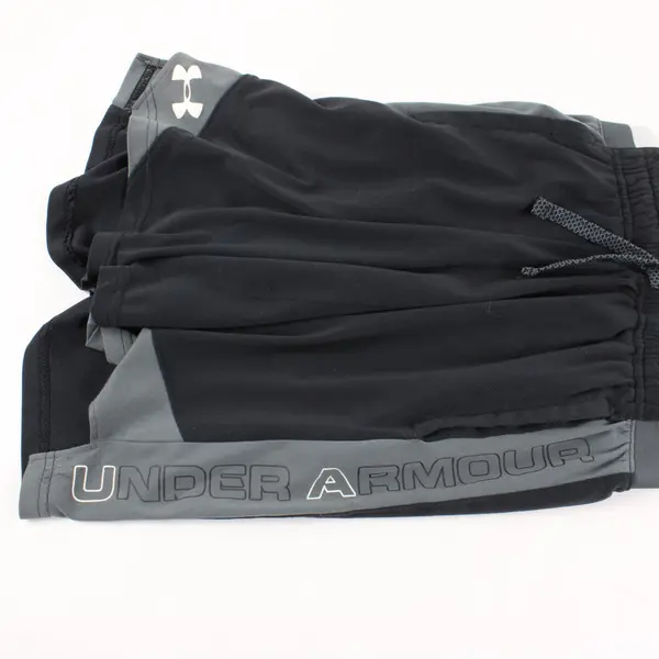 Under Armour YM Black w/ Grey Side Stripe Basketball Shorts