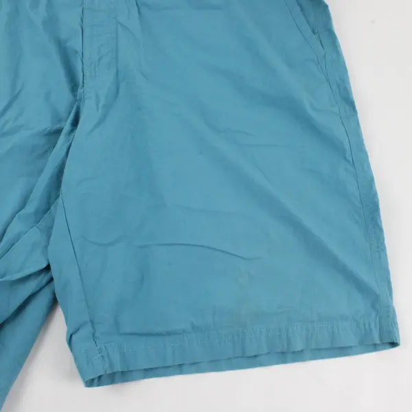 Columbia Women's Blue Flat Front Shorts Size 44W