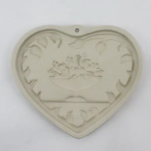 Pampered Chef R2913 Come to the Table Heart Clay Cookie Mold New Open Box