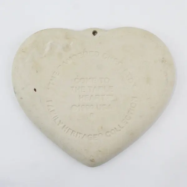1999 Pampered Chef R2913 Heart Clay Cookie Mold Come to the Table