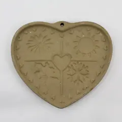  Vintage 1997 Pampered Chef Seasons of the Heart Clay Cookie Mold