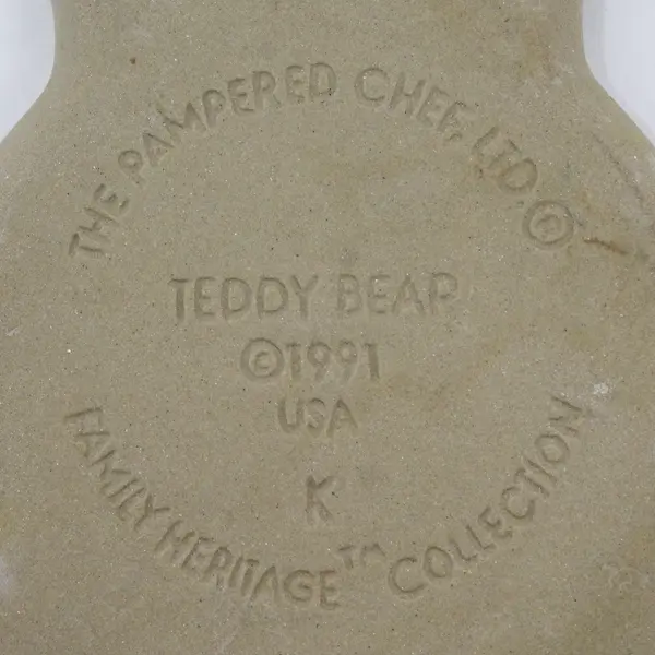 Pampered Chef Vintage Ceramic Teddy Bear Cookie Mold 1991