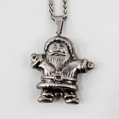 Santa Claus 3D Charm Pendant Necklace Waving Kris Kringle Silver-Tone