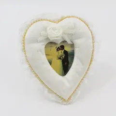 Vtg. Ornate Heart-Shaped Wedding Photo Frame, White & Cream 1987 EHW Enterprises