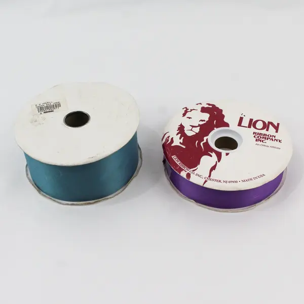 Lot of 2 Vintage Acetate Ribbon Spools Lion/RB Purple/Jade 27-9206 20-9206