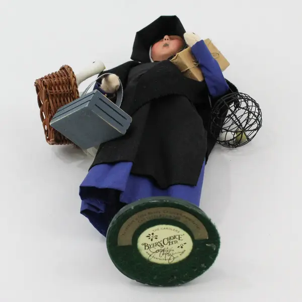 2006 Byers' Choice Carolers Amish Woman Figurine Geese Eggs Apples