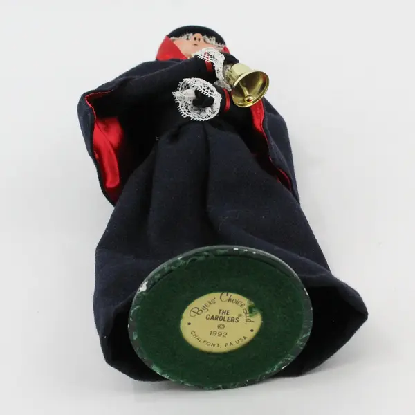 1992 Byers Choice Salvation Army Woman  Bell Ringer figurine No Sign or Kettle