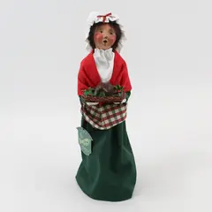 2003 Byers' Choice Mrs. Cratchit Caroler Figure With Plum Pudding 