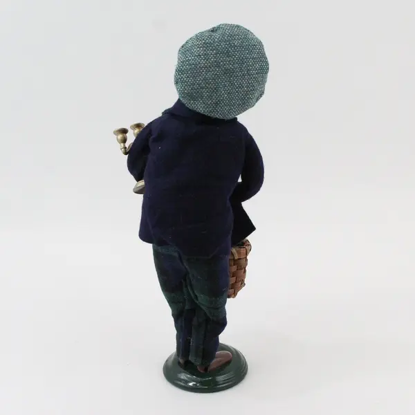 1998 Byers Choice Cries of London Candlestick Vendor Caroler Figure