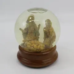 1988 Roman Fontanini  Musical Nativity Holy Family Glitterdome Snow Globe