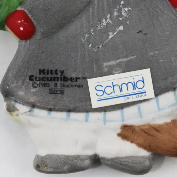Vintage 1985 Schmid Kitty Cucumber Resin Christmas Ornament 3.5in Paint Loss