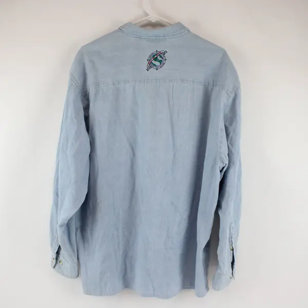 Hard Rock Cafe London Light Wash Denim Button-Up Men's Large FLAWED