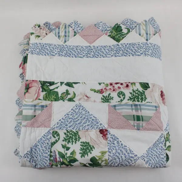 Pastel Multicolor Floral Sawtooth Quilt Patchwork 80 x 82 Inches